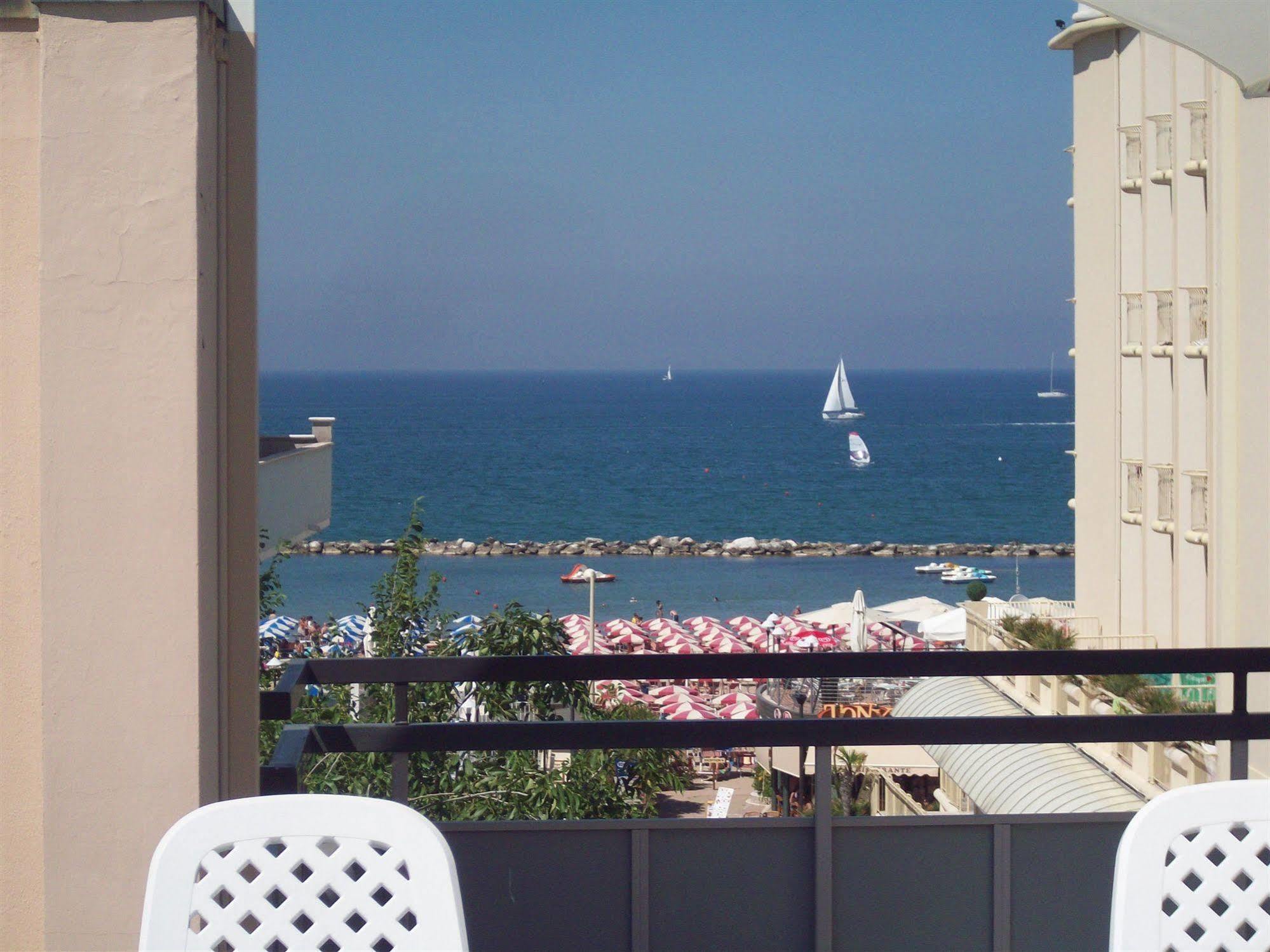 Hotel Des Bains Κατόλικα Εξωτερικό φωτογραφία