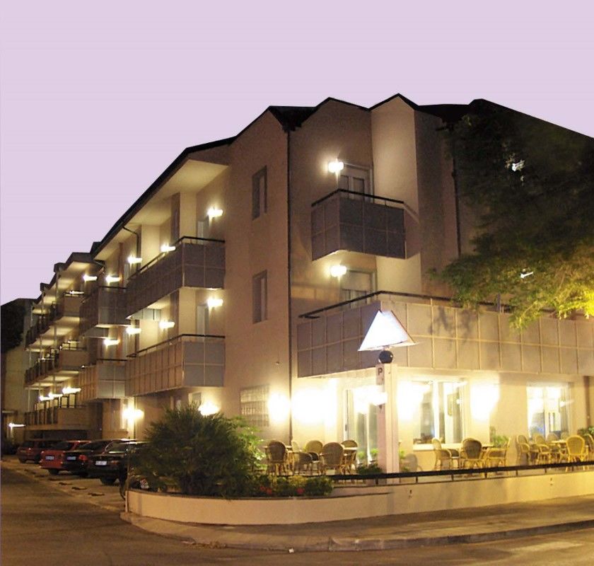 Hotel Des Bains Κατόλικα Εξωτερικό φωτογραφία